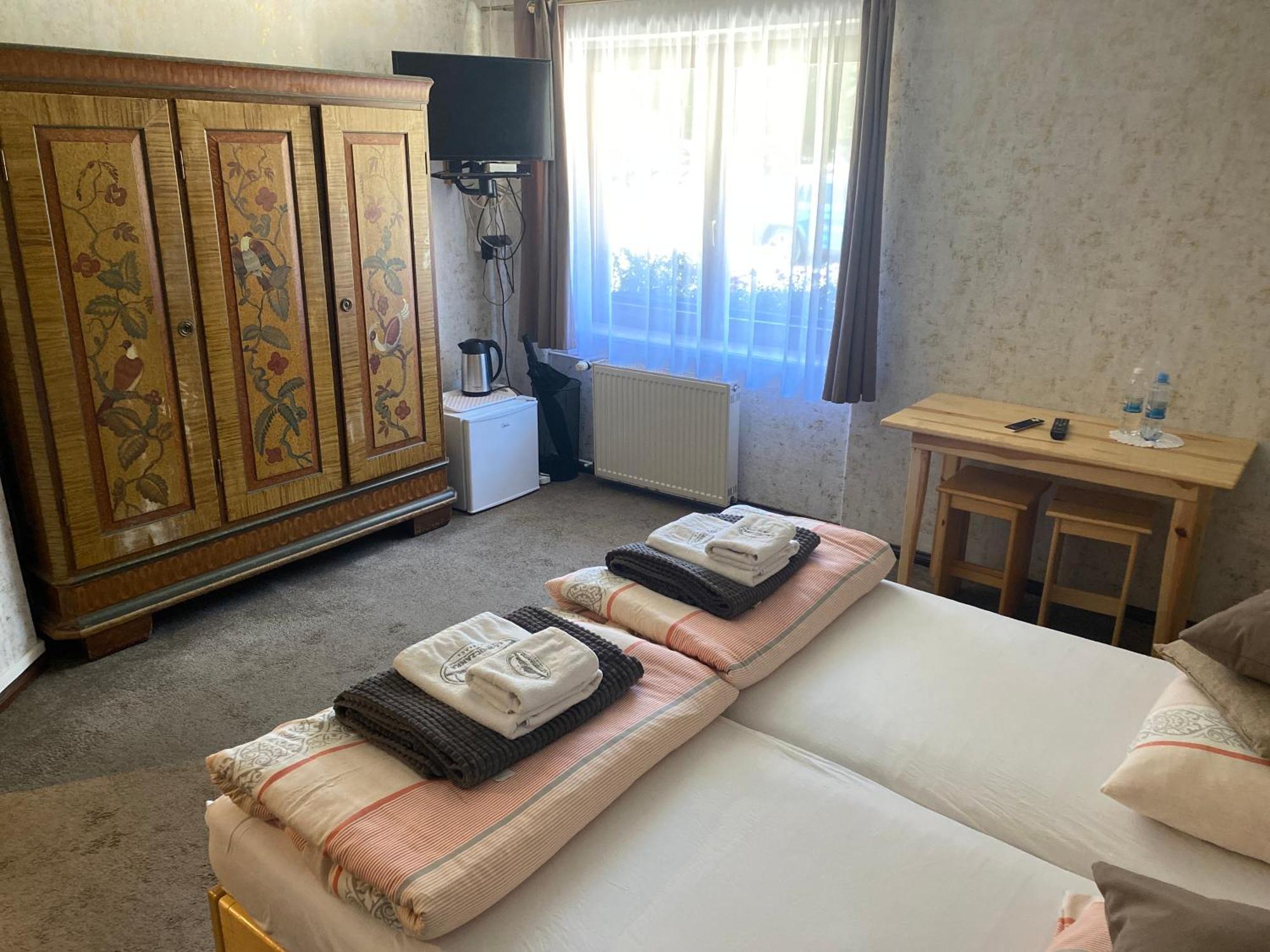 Lomniczanka Hotel Карпач Екстериор снимка
